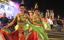 Carnaval Hạ Long 2015 'lan tỏa nụ cười"