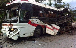 Danh tính 3 nạn nhân đầu tiên trong vụ nổ xe khách Lào