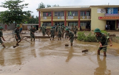 Quảng Bình: 7 học sinh tử vong do lũ lụt, 25 trường vẫn ngập