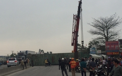 Hà Tĩnh: Container lật nghiêng đè chết 1 quân nhân
