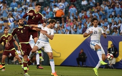 Uruguay - Venezuela (0-1): Chết vì chủ quan