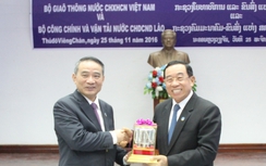 Bộ trưởng Trương Quang Nghĩa hội đàm với Bộ trưởng CC&VT Lào