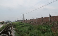 Chiếm hành lang đường sắt: Chủ đầu tư đô thị Phú Lương nói gì?