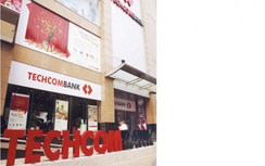 Techcombank hạ lãi suất vay vốn