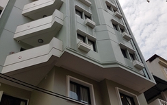 Cưỡng chế "cắt ngọn" nhà 10 tầng của nguyên PGĐ Sở GTVT Hà Nội