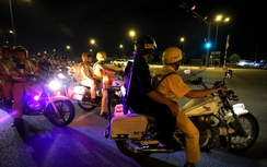 Cảnh sát giao thông và hình sự cùng chặn đua xe