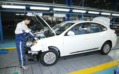 Bộ Tài chính hứa xét đề xuất giảm thuế ô tô "made in Vietnam"