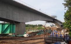 Hợp long cầu Long Bình–Chrey Thom nối liền Việt Nam-Campuchia