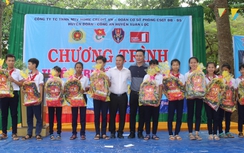 Home Credit Việt Nam tặng xe đạp cho học sinh nghèo