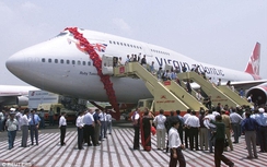 Hai tiếp viên Virgin Atlantic bị bắt vì buôn lậu 3,4 tỷ VNĐ