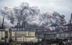 Nổ hóa chất tại cảng lớn nhất Brazil, khí độc lan khắp Santos