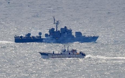 Hàn Quốc khai hoả bắn tàu tuần tra Triều Tiên