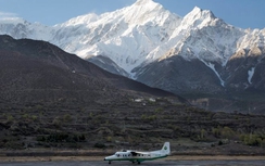 Máy bay chở 21 người mất tích tại Nepal