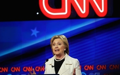 CNN bị tố cắt ghép video bao che bà Hillary Clinton