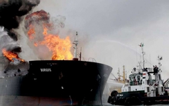 Tàu chở dầu Mexico gặp hoả hoạn, tiếp nối vận hạn Pemex