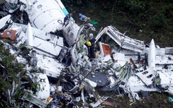 Máy bay chở đội bóng Brazil rơi: Giám đốc hãng hàng không bị bắt