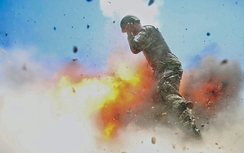 Nữ quay phim quân đội Mỹ chụp hình ảnh cái chết của chính mình