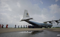 Máy bay Myanmar mất tích: Chỉ 15 trong số 120 người sống sót?