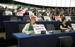 Hàng chục thành viên nghị viện Châu Âu phản đối Pháp tấn công Syria