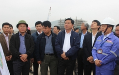 Bộ trưởng Đinh La Thăng kiểm tra hệ thống Cảng biển Nghi Sơn