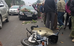 Xe hoa gây tai nạn trên đường đón dâu