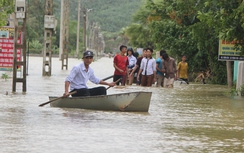 Hồ chứa xả lũ, dân Tượng Sơn nháo nhào chạy lụt