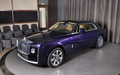 Chiêm ngưỡng Rolls-Royce giá gần 300 tỷ đồng tại đại lý