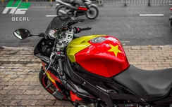 Siêu môtô lên tem quốc kỳ, chuẩn bị cổ vũ U23 Việt Nam