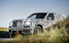 Rolls-Royce sẽ chính thức ra mắt SUV siêu sang vào mùa hè