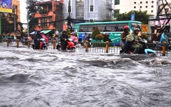 Bão số 12, triều cường dâng cao gây ngập lụt sâu tại Nam Bộ