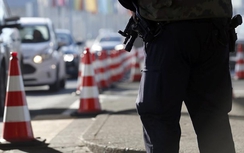 Thụy Sĩ bắt giữ 2 người Syria chứa chất nổ trên xe