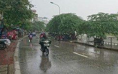 Dự báo thời tiết 17/6: Cảnh báo mưa dông khắp nội thành Hà Nội