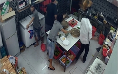 Video: Côn đồ đại náo quán nhậu tại Đà Nẵng