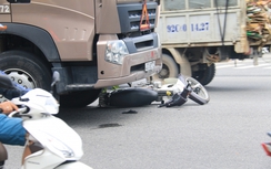 Đà Nẵng: Cụ bà tử vong vì bị cuốn vào gầm xe container