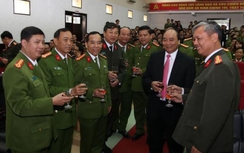 Thủ tướng Nguyễn Xuân Phúc: “Tiếng gáy” năm Đinh Dậu phải từ Đà Nẵng