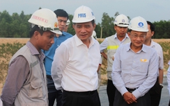 Mời chuyên gia xử lý vết rạn nứt cao tốc Đà Nẵng-Quảng Ngãi