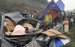 Tai nạn trên cao tốc Nội Bài-Lào Cai, tài xế tử vong tại chỗ