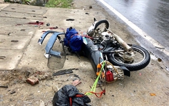 Hà Giang: Va chạm với xe đầu kéo, 2 khách nước ngoài tử vong