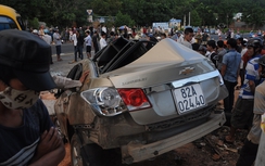 Liên tiếp tai nạn làm 2 người chết trên đường HCM qua Kon Tum