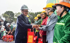 'Xây Tết 2024': Trao tặng 1.800 phần quà cho công nhân xây dựng ở Hưng Yên