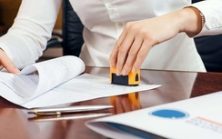 Văn bản thừa kế quyền sử dụng đất có phải công chứng?
