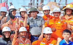 Kỳ tích mới từ "vượt nắng, thắng mưa, không thua gió bão"