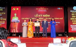 Bệnh viện Trung ương Huế kỷ niệm 130 năm thành lập