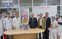 Lãnh đạo tỉnh Gia Lai thăm và chúc Tết các lực lượng tuyến đầu