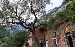 Làng cổ 1.500 năm ẩn sâu trong núi ít ai biết tới ở Trung Quốc