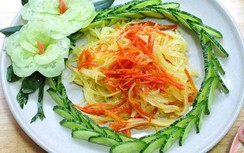 Món trộn, gỏi, salad trang trí với dưa leo theo cách này thêm sang xịn