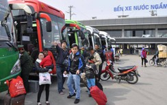 Hà Nội: Nhà xe bán vé xuyên Tết phục vụ hành khách