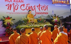 Trẩy hội tháng Giêng miền non cao trên đỉnh Fansipan