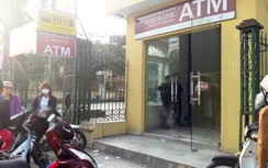 28 Tết, ATM của Agribank từ chối thẻ ngoại mạng rút tiền