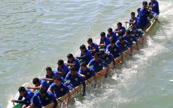 Tưng bừng lễ hội đua thuyền trên sông Cà Ty